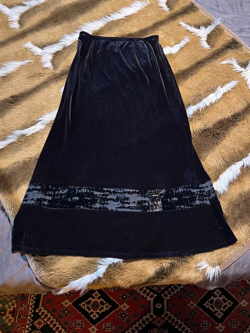 Kd. Spring Black Velvet Long Skirt Women’s Size Small S Maxi Slip Crushed Trim U